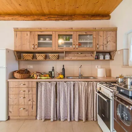 Holiday home House Bruno 1903